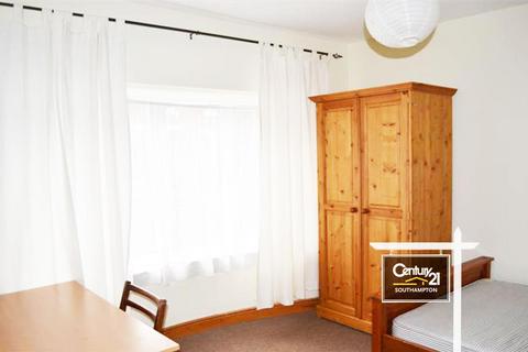 4 bedroom terraced house to rent - Berkeley Road, SOUTHAMPTON SO15