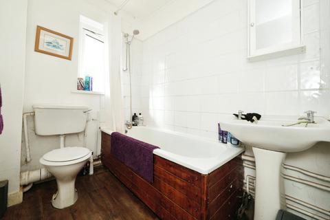 Flat 19, Gwy Court Bridge Street, Chepstow, NP16 5HQ
