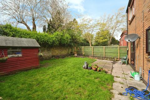 Flat 19, Gwy Court Bridge Street, Chepstow, NP16 5HQ