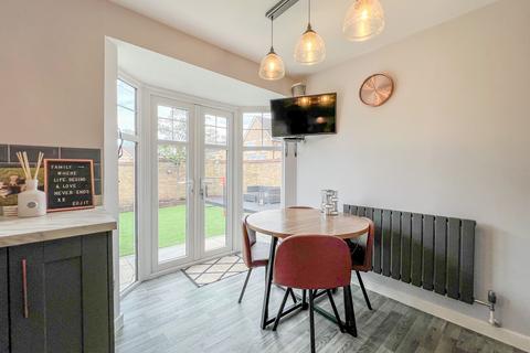 64 Cheapside West, Rayleigh, SS6 9DE