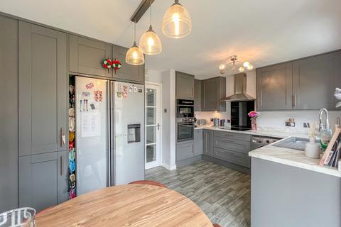 64 Cheapside West, Rayleigh, SS6 9DE