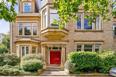 Flat 2, 11 Castlebar Hill, London, W5 1TA