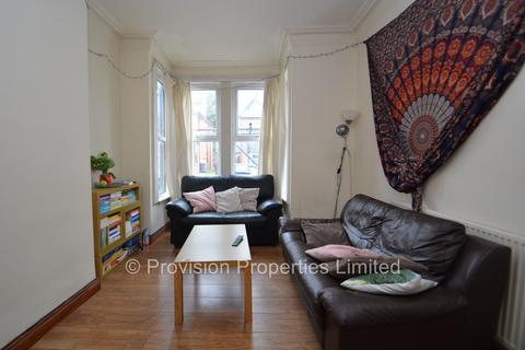 4 bedroom terraced house to rent, Headingley Mount, Headingley LS6