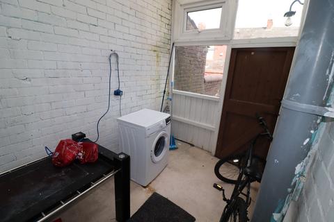 399 Audley Range, Blackburn, BB1 1UD