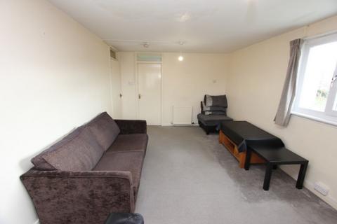 3 bedroom flat to rent, Chapel Street, Rutherglen G73