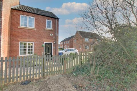 2 bedroom end of terrace house for sale, Anvil Close, Chatteris