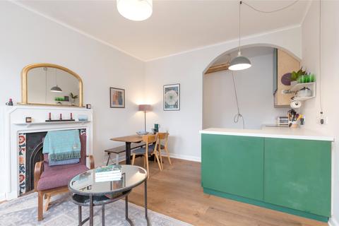 22 Dean Path Buildings, Edinburgh, EH4 3AZ