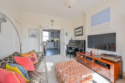 3 bedroom flat for sale, Hammersmith Bridge Road, Hammersmith, London, W6