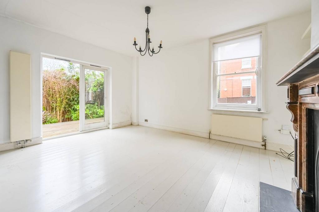 Langdon Park Road, Highgate, London, N6 1 bed flat £2,100 pcm (£485 pw)