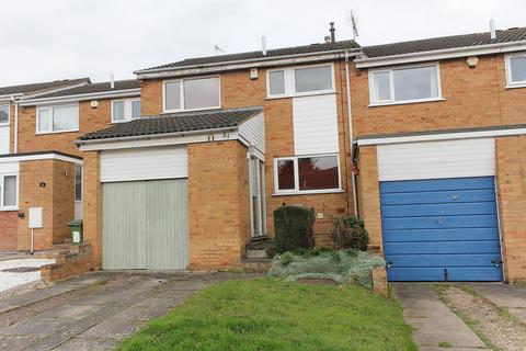 3 bedroom townhouse for sale, Sonning Way, Glen Parva, Leicester