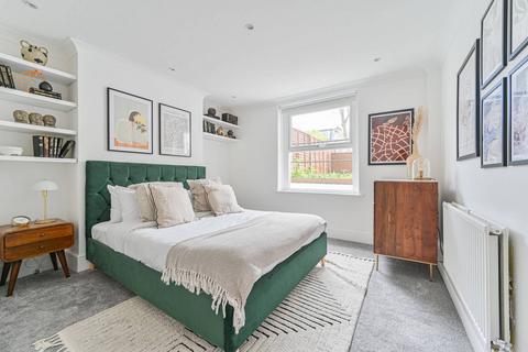 2 bedroom flat for sale, Lordship Lane, East Dulwich, London, SE22