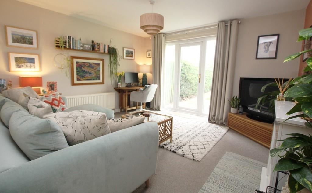 1 Bed Apartment with Garden, Chester   Living Room