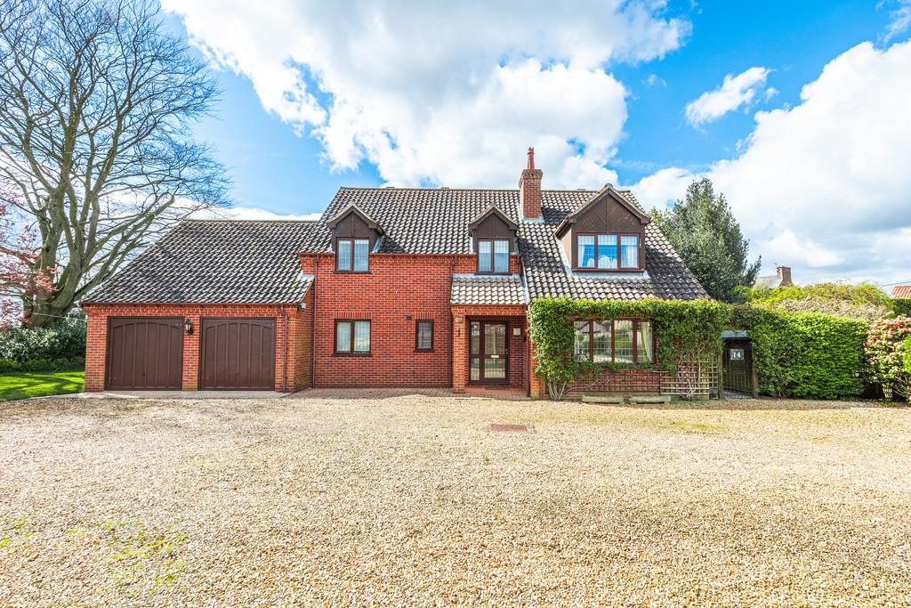 Swaffham 3 bed detached house for sale £575,000