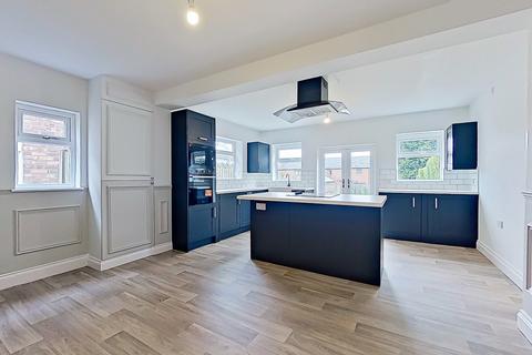 189 Coles Lane, Sutton Coldfield, B72 1NP
