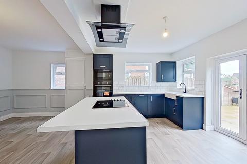 189 Coles Lane, Sutton Coldfield, B72 1NP