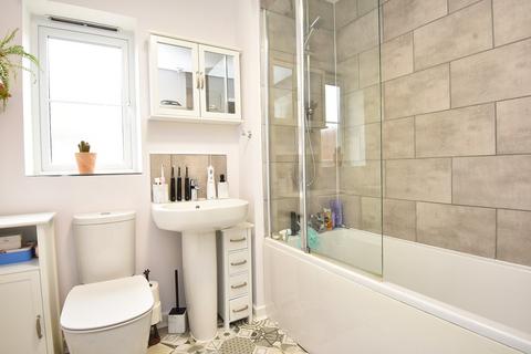 45 Chestnut Drive, Knaresborough, HG5 0UF