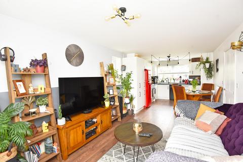 45 Chestnut Drive, Knaresborough, HG5 0UF
