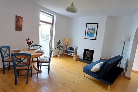 1 bedroom ground floor flat for sale, Vincent Road, Dorking