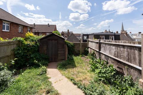 41 Cotmandene, Dorking, RH4 2BP