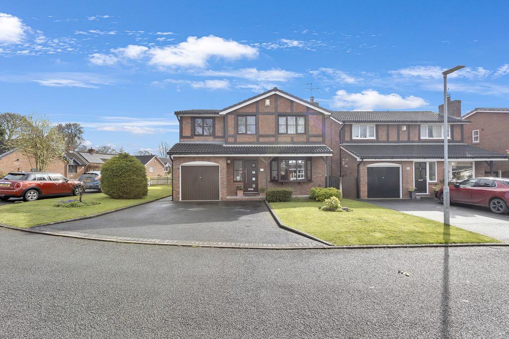 Overton Close, Middlewich 5 bed detached house for sale £360,000