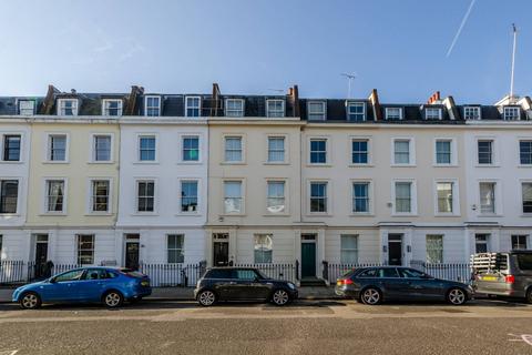 Studio to rent, Westmoreland Terrace, Pimlico, London, SW1V