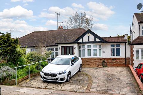 2 bedroom semi-detached bungalow for sale, Russell Lane, London