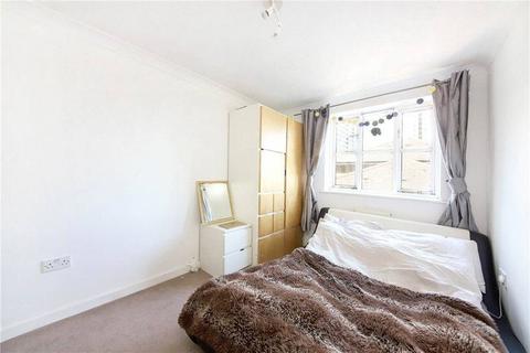 2 bedroom flat to rent, Wellington Way, Bow, London, E3
