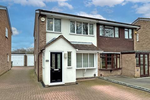 3 bedroom semi-detached house for sale, Broad Lane North, Willenhall