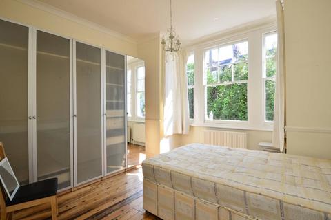 2 bedroom flat for sale, Gartmoor Gardens, Southfields, London, SW19