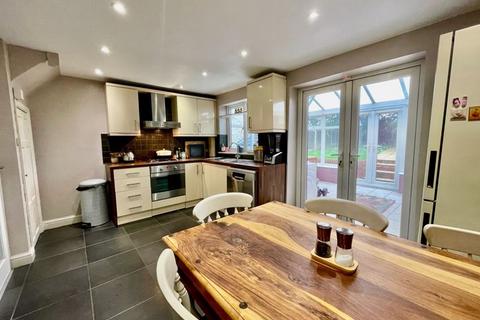 70 Hathaway Road, Sutton Coldfield, B75 5HZ