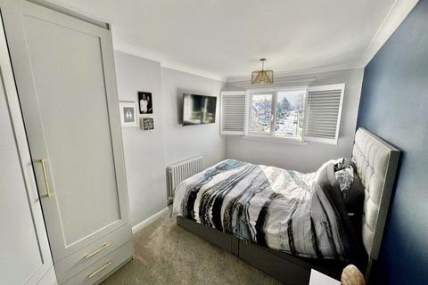 70 Hathaway Road, Sutton Coldfield, B75 5HZ