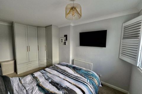 70 Hathaway Road, Sutton Coldfield, B75 5HZ