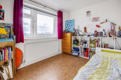 Flat 28, Stockton House Ellsworth Street, London, E2 0AY