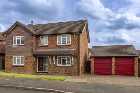 4 bedroom detached house for sale, Hart Close, Uckfield