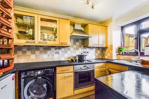 249 Danbury Crescent, South Ockendon, RM15 5XB