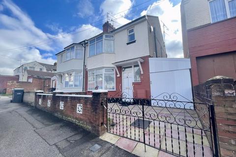 3 bedroom semi-detached house for sale, Beresford Road, Luton