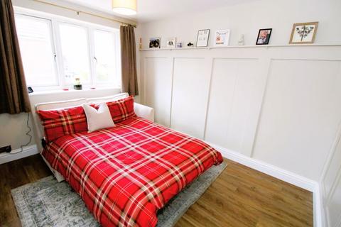 24 Lambert Road, Banstead, SM7 2QX