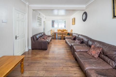 5 bedroom terraced house for sale, Burwell Road, London E10