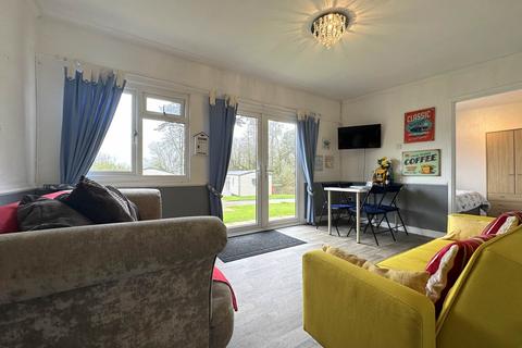 2 bedroom chalet for sale, Bucklands, Bideford