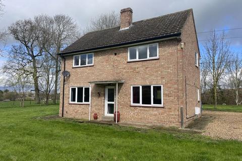 3 bedroom detached house to rent, Green End, Huntingdon
