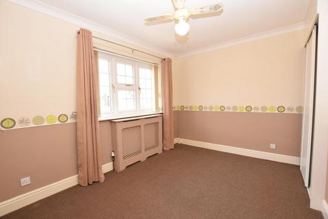 1 bedroom end of terrace house to rent, Elderberry Gardens, Witham, CM8