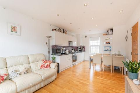 3 bedroom apartment for sale, Thorold Road, London, N22