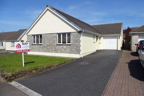 3 bedroom detached bungalow for sale, Lowarthow Marghas, Redruth - Chain free sale, sought after location