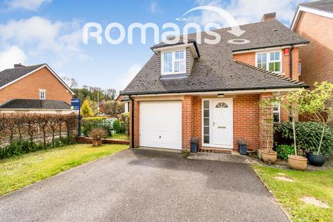 4 bedroom detached house to rent, St Cross, Winchester