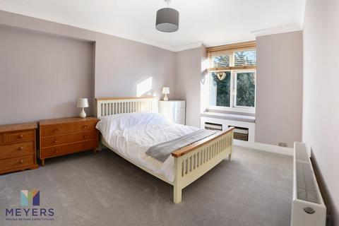 3 bedroom apartment for sale, Wilton House, 4 Alum Chine Road, Westbourne, BH4