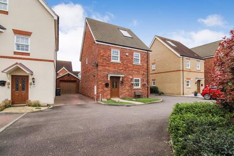 3 bedroom detached house for sale, Falcon Field, Bedford MK42
