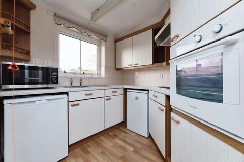 1 bedroom flat for sale, Chingford Mount Road, Chingford E4