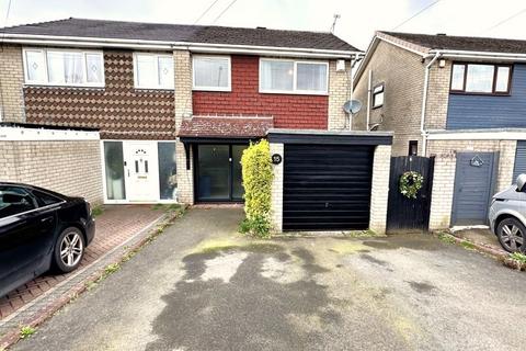 3 bedroom semi-detached house for sale, Thornleigh, Dudley DY3