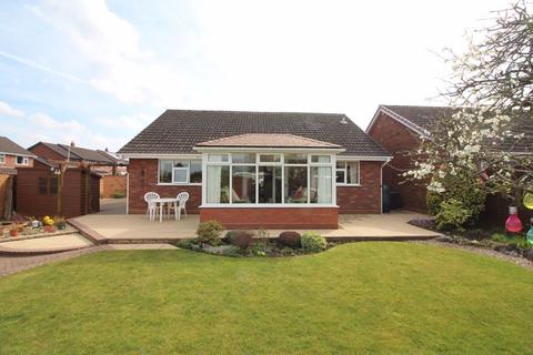2 bedroom detached bungalow for sale, Maywood Close, Kingswinford DY6