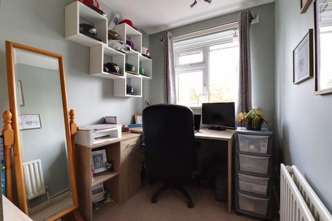 21 Spreadoaks Drive, Stafford, ST17 4RP